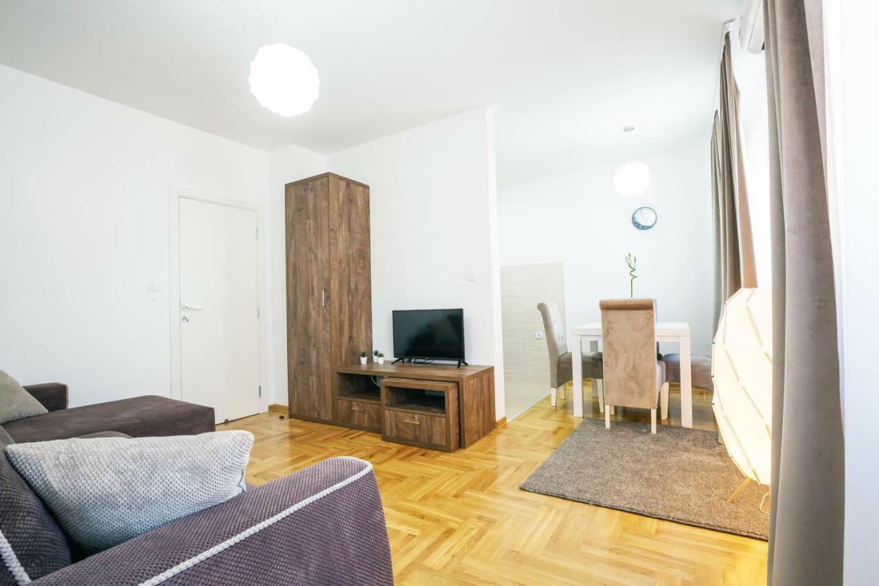 Thomas Residence Belgrade Luaran gambar